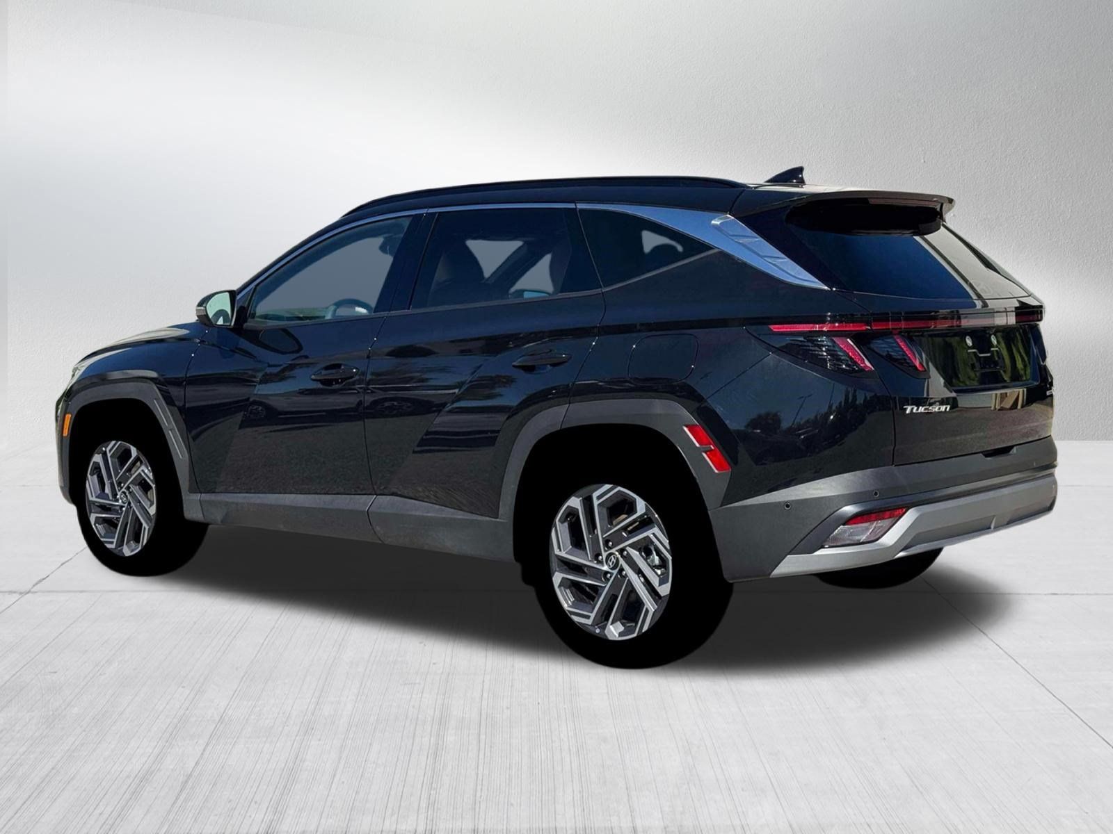 New 2026 Hyundai Tucson Limited AWD/4WD image 4