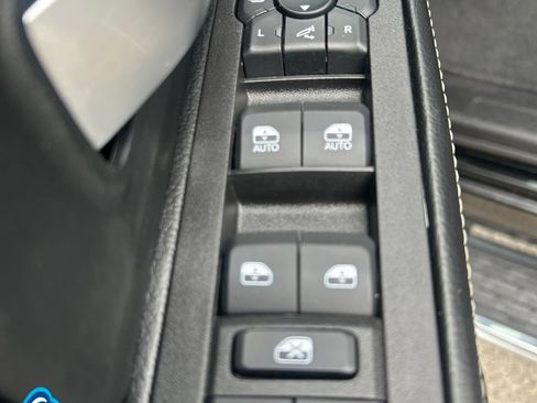 Used 2026 RAM 2500 Big Horn AWD/4WD image 18