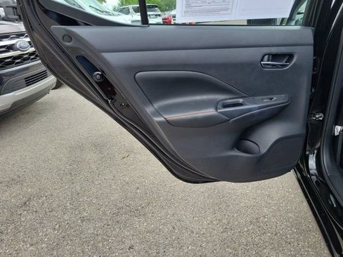 Certified 2025 Nissan Versa SR w/ Trunk Package FWD image 18