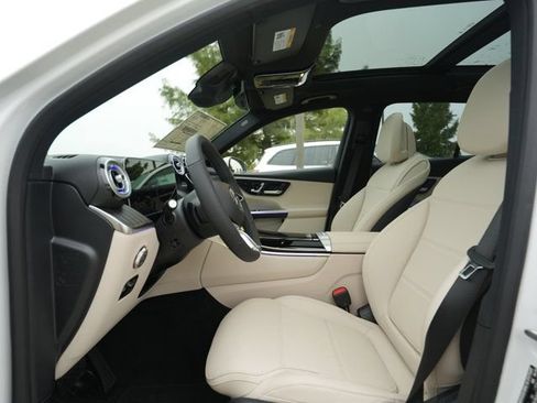 Certified 2026 Mercedes-Benz GLC 300 4MATIC image 34
