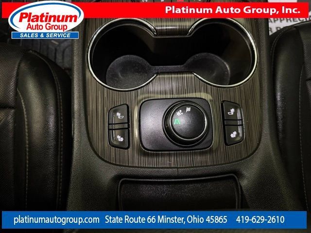 Used 2020 GMC Acadia SLT FWD image 21
