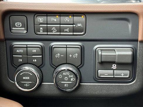 New 2026 Chevrolet Tahoe High Country image 37