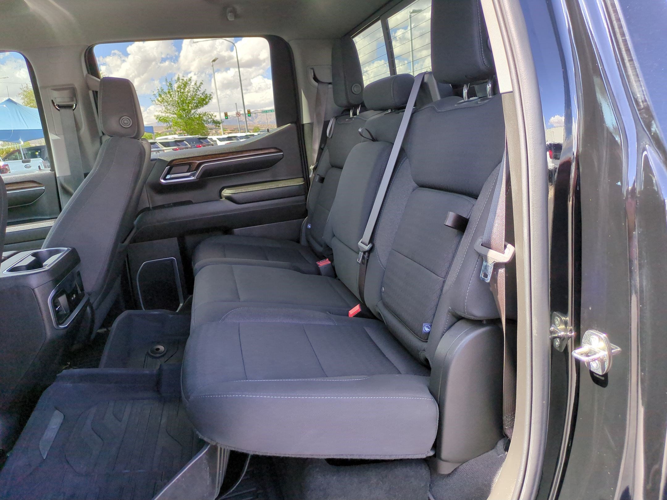 Used 2024 GMC Sierra 1500 Elevation w/ Preferred Package AWD/4WD image 27