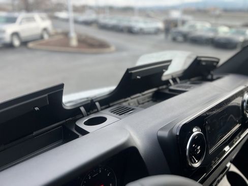 Used 2024 Mercedes-Benz Sprinter 3500 image 26