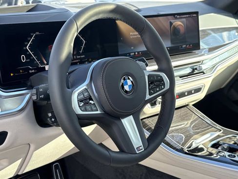 New 2026 BMW X5 xDrive40i w/ Executive Package AWD/4WD image 2