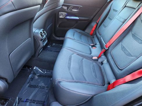 New 2025 Mercedes-Benz GLC 43 AMG 4MATIC image 12