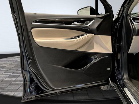 Used 2020 Buick Enclave Premium w/ Sun and Sites Package image 19