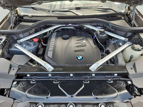 Used 2024 BMW X5 sDrive40i w/ Premium Package RWD image 12