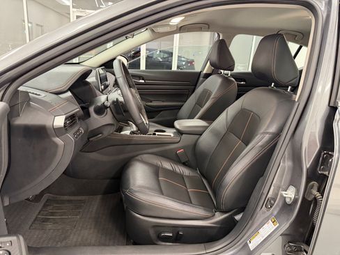 Used 2022 Nissan Altima 2.5 SR image 36