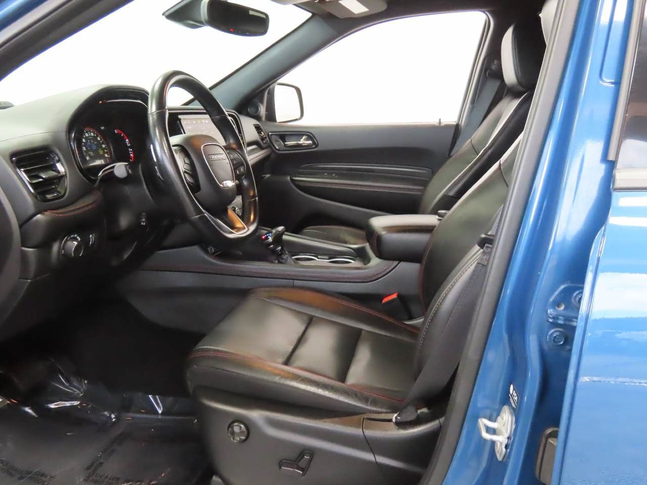 Used 2025 Dodge Durango GT AWD/4WD image 16