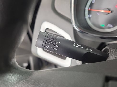 Used 2017 GMC Terrain SLE FWD image 22