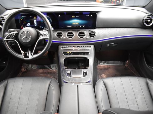 Used 2021 Mercedes-Benz E 350 4MATIC Sedan w/ Premium Package image 12