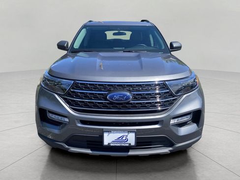 Certified 2023 Ford Explorer XLT w/ Equipment Group 202A AWD/4WD image 2