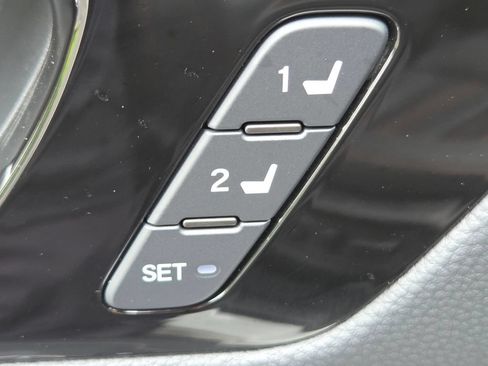 Certified 2025 Honda CR-V Sport Touring image 19