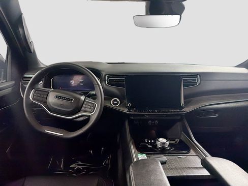 Used 2024 Jeep Wagoneer Series II image 24