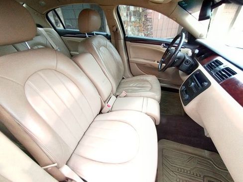 Used 2007 Buick Lucerne CXL image 34