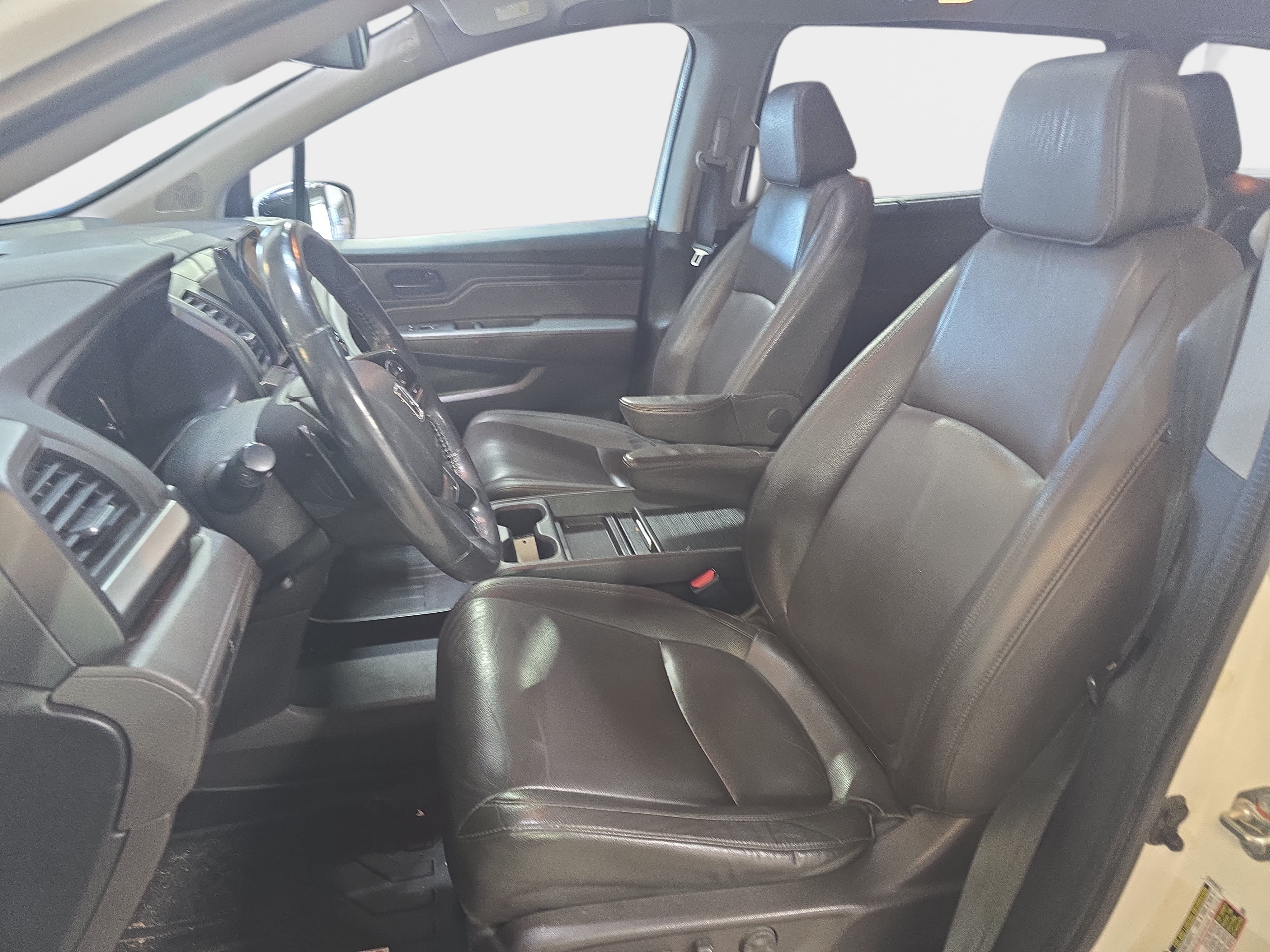 Used 2018 Honda Odyssey EX-L image 12