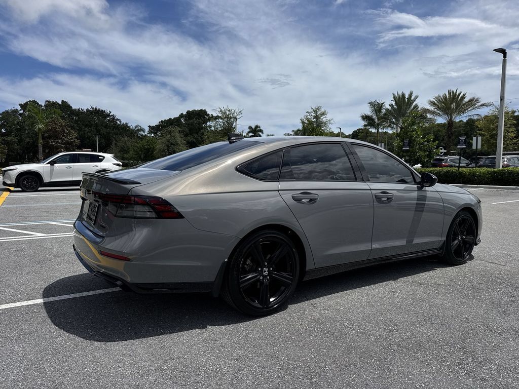 Used 2024 Honda Accord Sport image 24