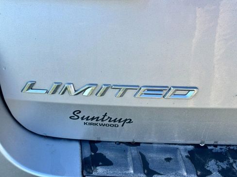 Used 2020 Ford Explorer Limited w/ Class III Trailer Tow Package image 6