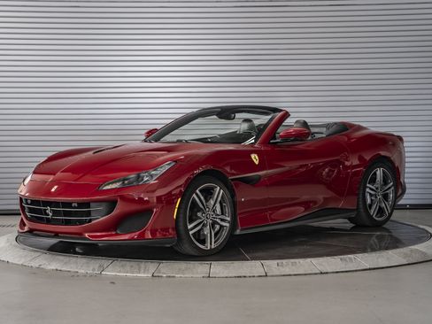 Used 2019 Ferrari Portofino RWD image 1