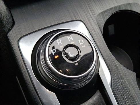 Used 2023 Ford Escape Platinum w/ Premium Technology Package image 12