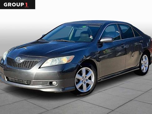 Used 2007 Toyota Camry LE image 1