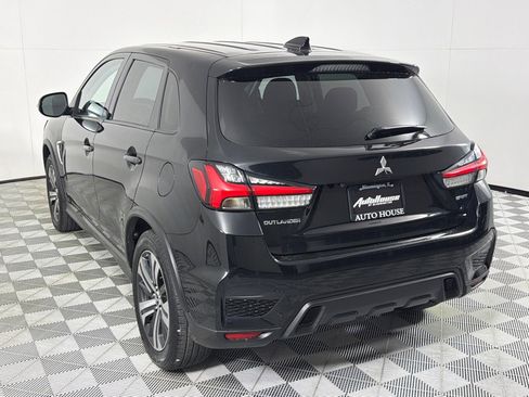 Used 2020 Mitsubishi Outlander Sport SE image 5
