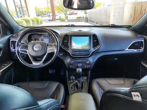 Used 2021 Jeep Cherokee Latitude Lux 80th Anniv w/ Quick Order Package 26U 80TH image 3