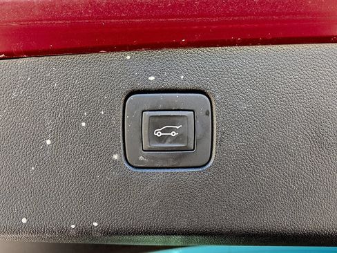 Used 2025 Buick Envista Sport Touring w/ Convenience II Package FWD image 15