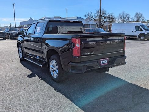 Used 2024 Chevrolet Silverado 1500 Custom image 7