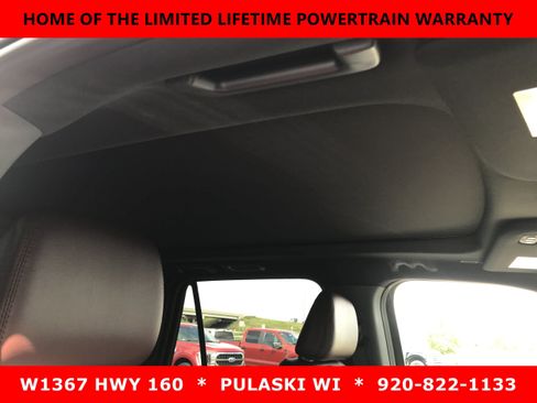 Used 2023 Ford Expedition Limited AWD/4WD image 5