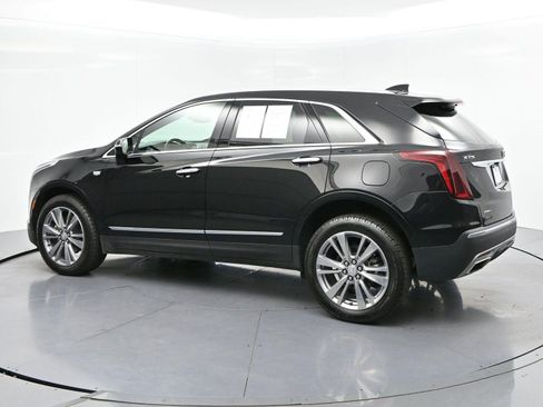 Certified 2025 Cadillac XT5 Premium Luxury AWD/4WD image 5