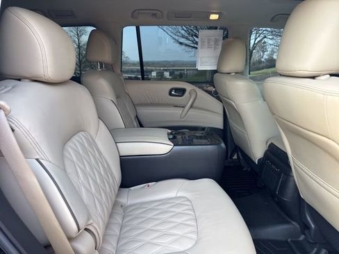 Used 2024 Nissan Armada Platinum w/ Captain's Chairs Package image 11