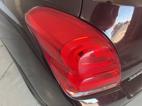 Used 2021 Chevrolet Trax LT AWD/4WD image 39