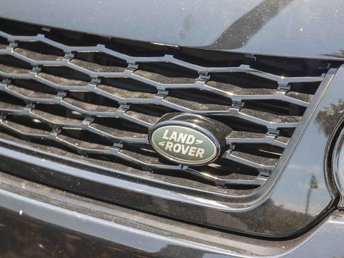 Used 2017 Land Rover Range Rover Sport SVR AWD/4WD image 11