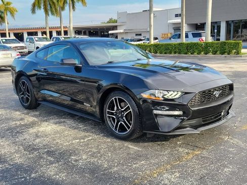 Used 2022 Ford Mustang Premium RWD image 2