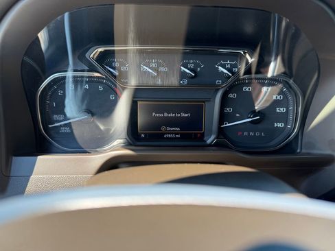 Used 2021 GMC Sierra 1500 SLT image 16