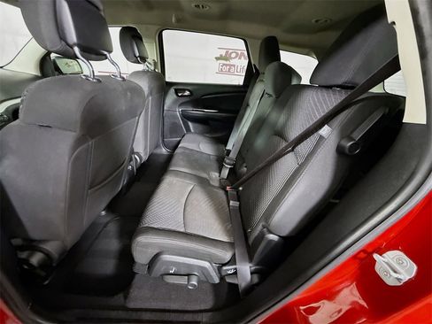 Used 2016 Dodge Journey SXT image 24