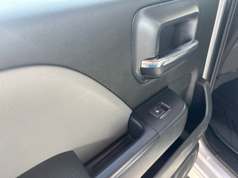 Used 2019 Chevrolet Silverado 2500 W/T image 30