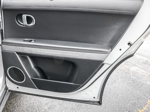 Certified 2024 Hyundai Ioniq 5 Limited AWD/4WD image 31