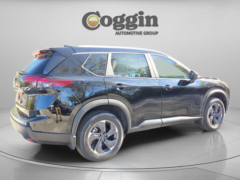 New 2026 Nissan Rogue SV w/ SV Premium Package image 5