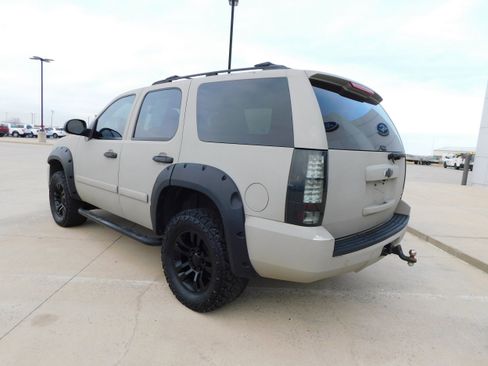 Used 2007 Chevrolet Tahoe LTZ w/ LTZ Preferred Equipment Group image 3