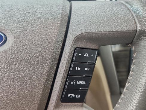 Used 2009 Ford Fusion SEL image 13