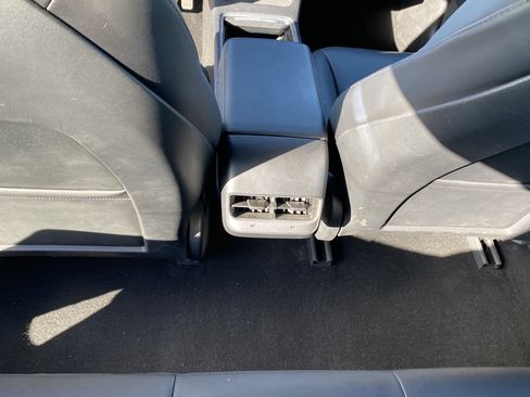 Used 2021 Tesla Model 3 Standard Range Plus RWD image 18