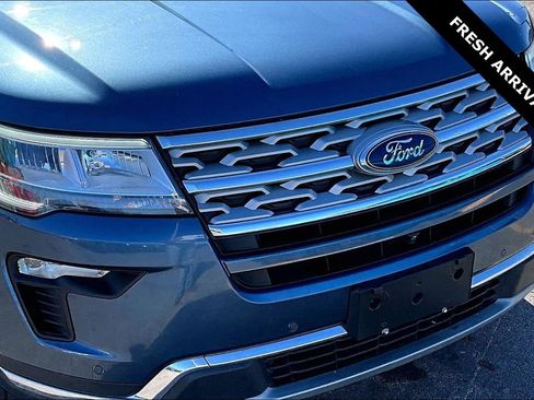 Used 2019 Ford Explorer Limited w/ Ford Safe & Smart Package image 31