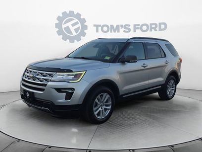 Certified 2019 Ford Explorer XLT w/ Equipment Group 202A