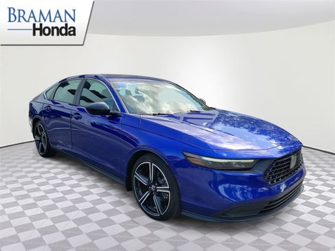 Certified 2023 Honda Accord Sport image 2