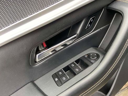 Used 2024 MAZDA CX-90 3.3 Turbo w/ Premium Package image 18