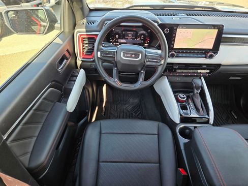 Used 2023 GMC Canyon AT4X image 11