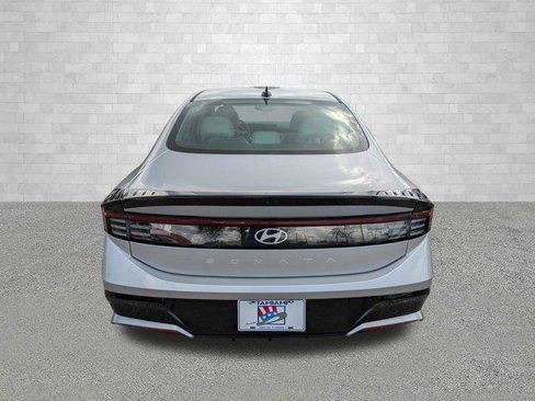 New 2026 Hyundai Sonata SEL FWD image 3